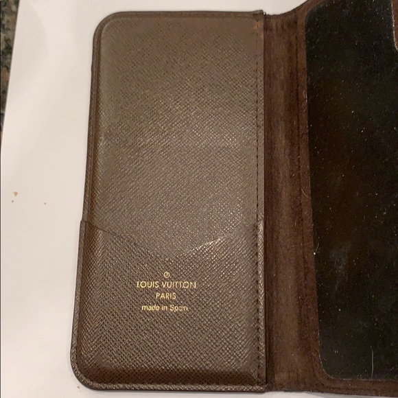 Louis Vuitton iPhone X Case Brown - Picture 4 of 5